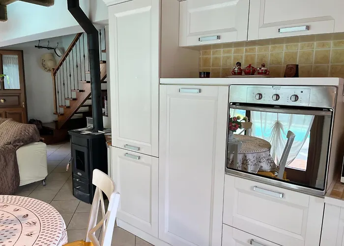 Nel | Civico 2 Vila Uzzano